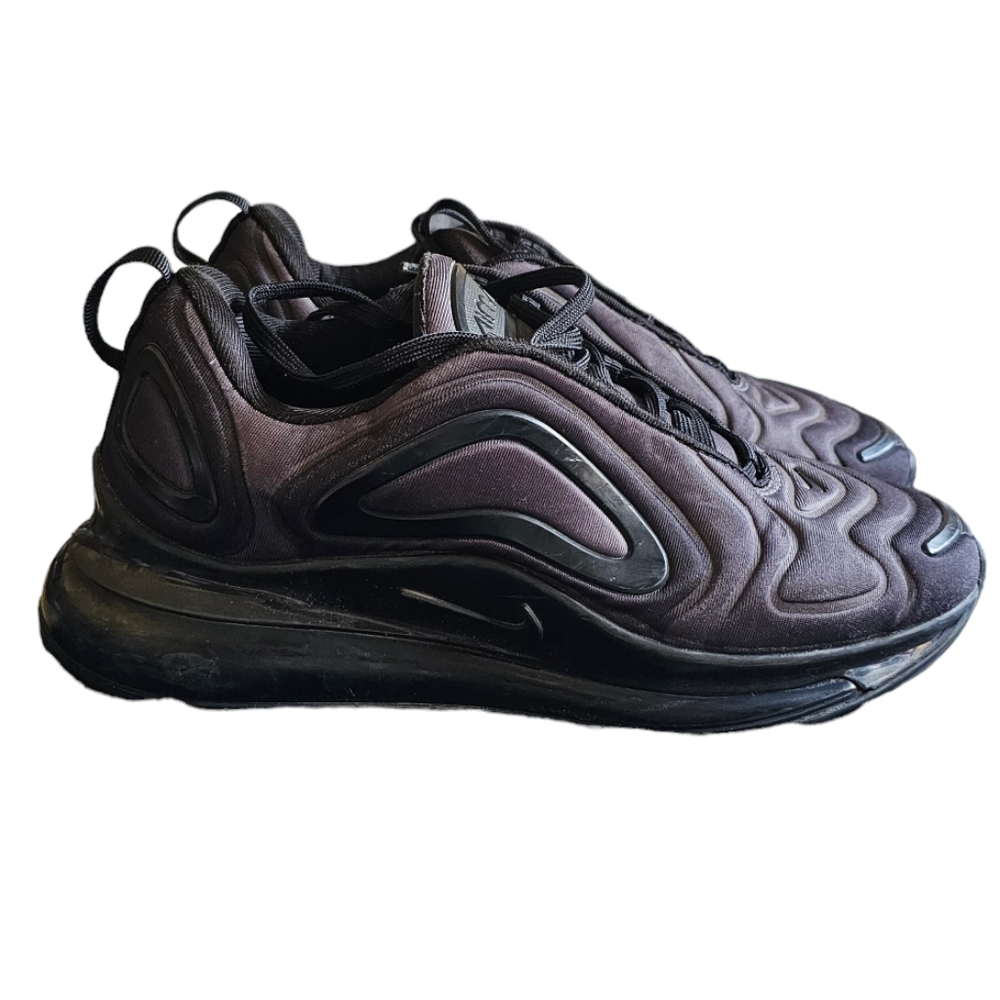 Nike sneakers, size 5